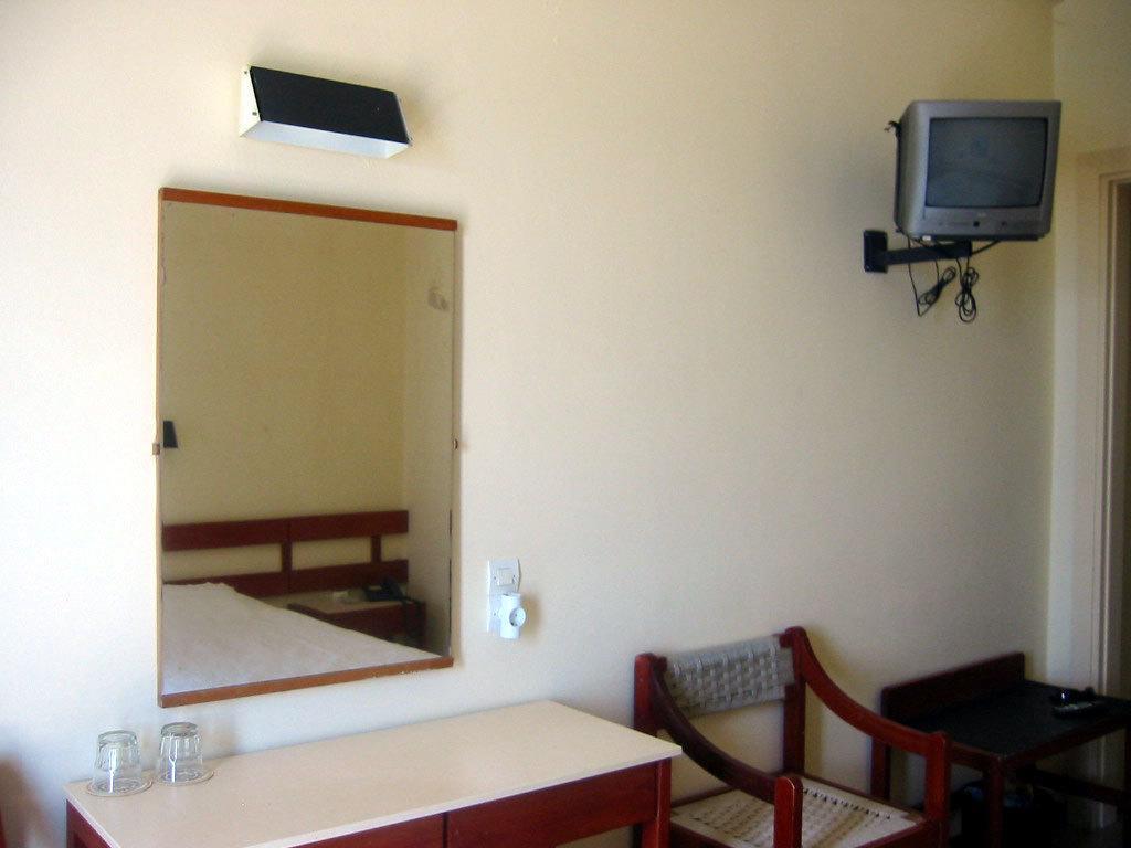 Hotel Avra Aegina Pokój zdjęcie